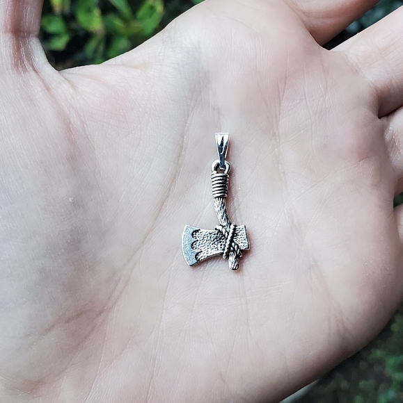 New Silver Tomahawk Charm - Picture 7 of 11